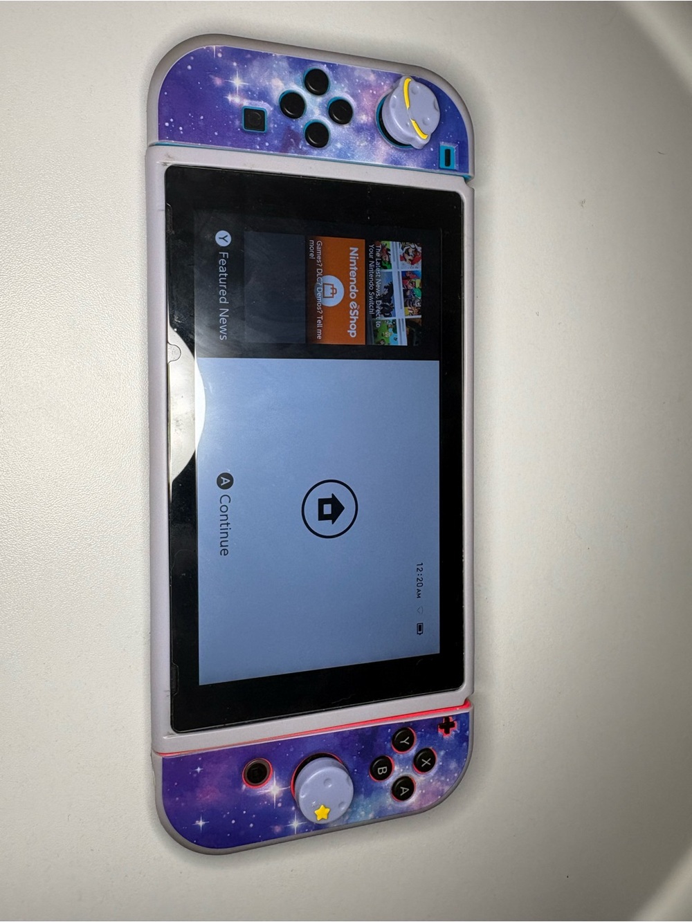Nintendo Switch - Picture 12 of 16